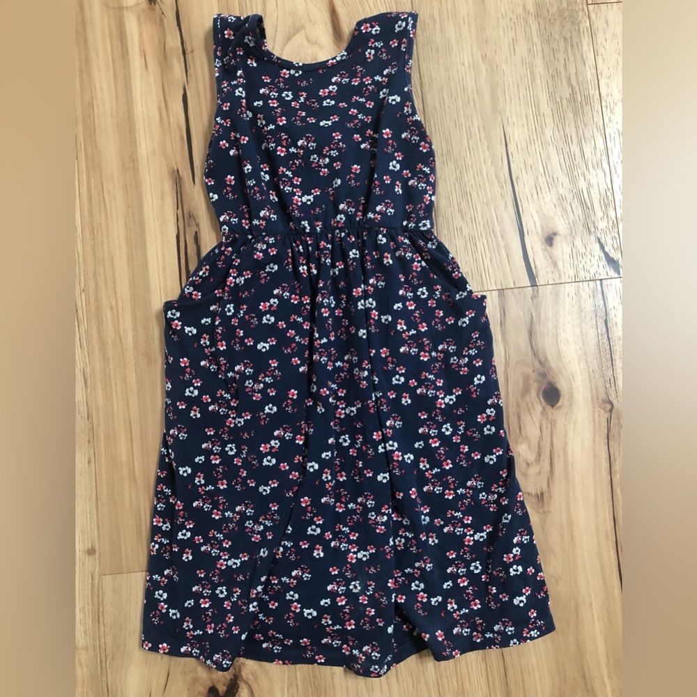 Girls size 7 floral dress